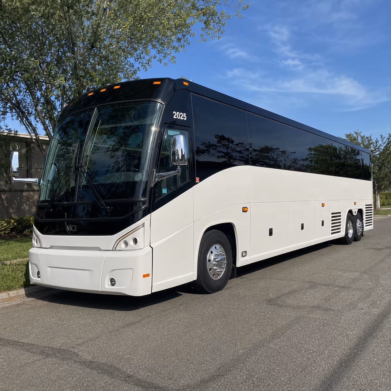 charter buses to fort cavazos and camp mabry from round rock