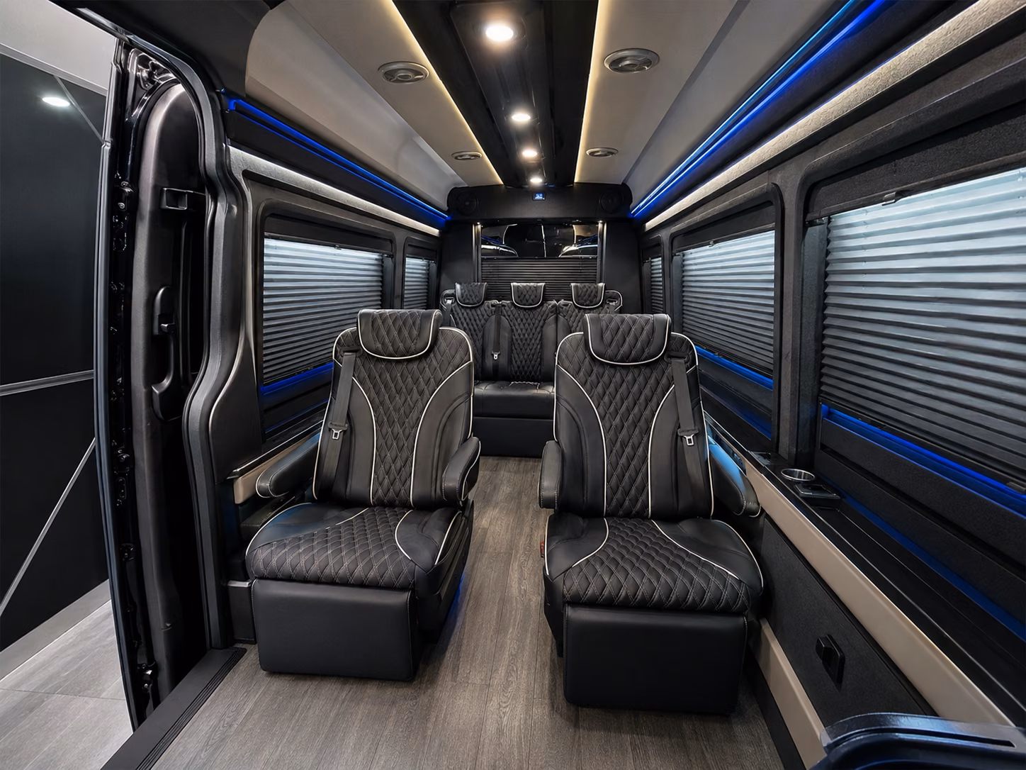 for sxsw acl and formula 1 at cota book your round rock airport shuttle early