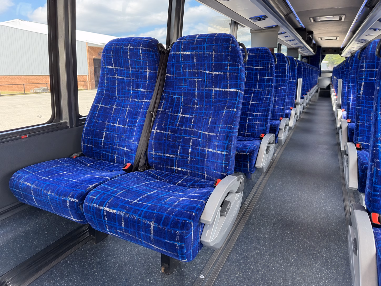 how the type of bus you choose changes the price in round rock texas